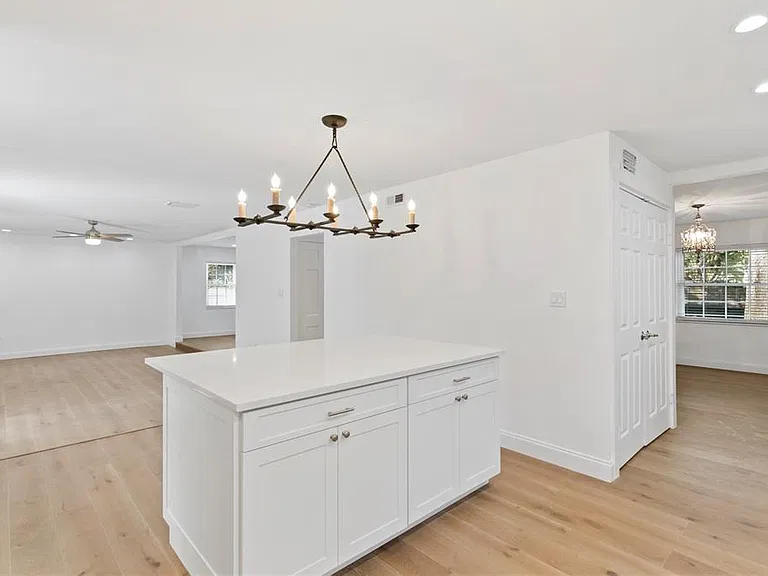 4704 W Brookwood Dr — Photo 25