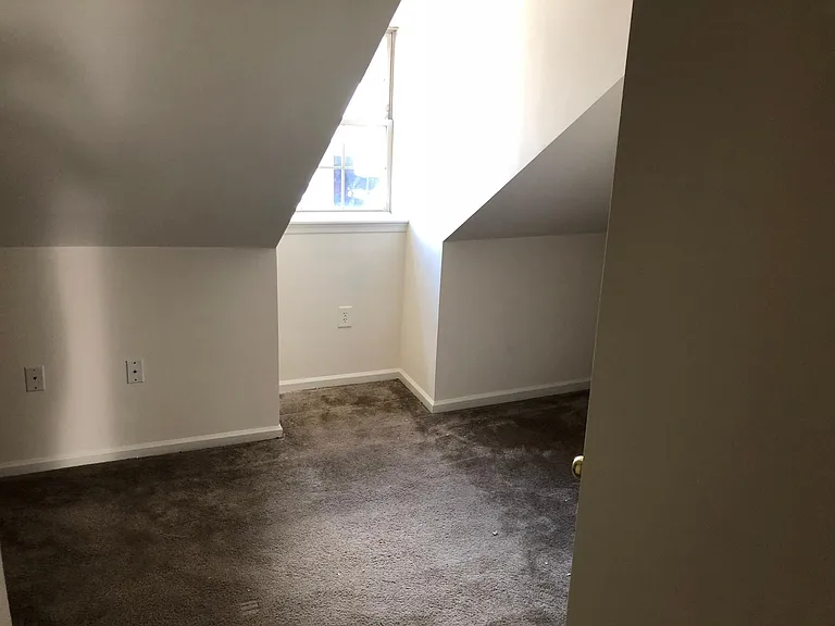 237 N 2nd St #2D — Photo 12