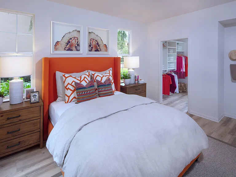 Anacapa Apartment Homes — Photo 10