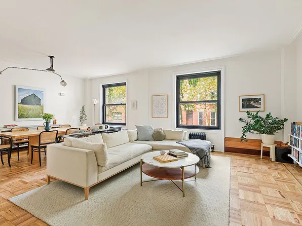 46 W 83rd St APT 2A, Manhattan, NY 10024