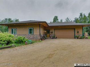 2976 Moose Mountain Rd, Fairbanks, AK 99709