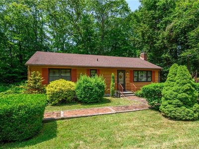6 Firelight Drive, Danbury, CT, 06810