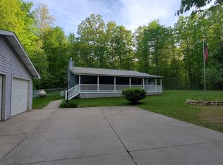 3300 E Arnold Lake Rd, Harrison, MI 48625