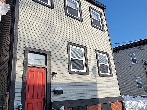 2nd image of 25 Harding St