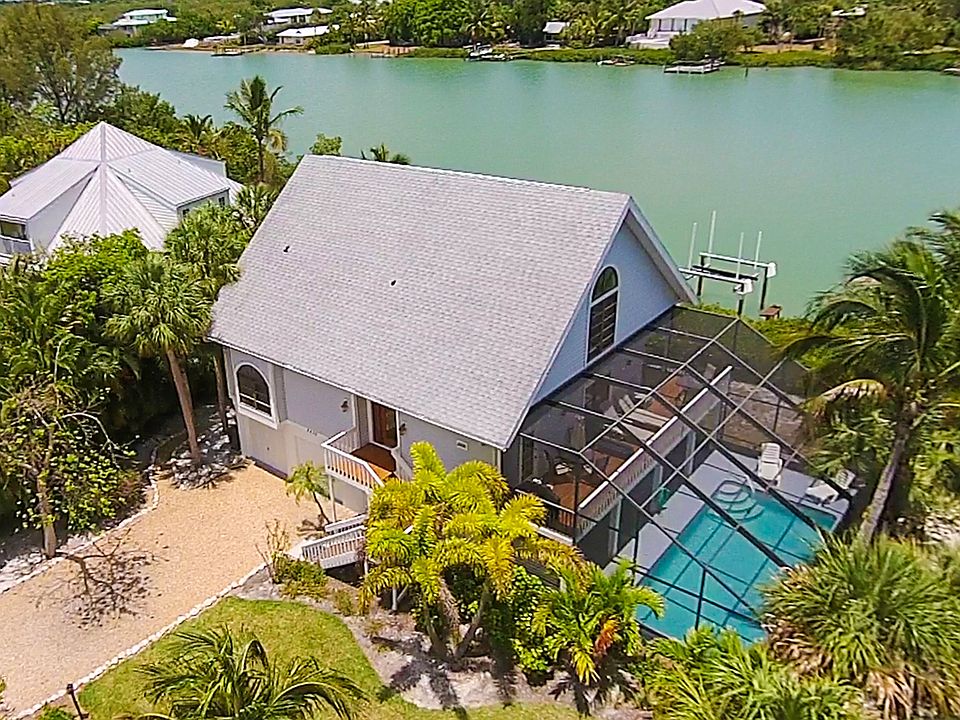 1st image of 2470 Harbour Ln