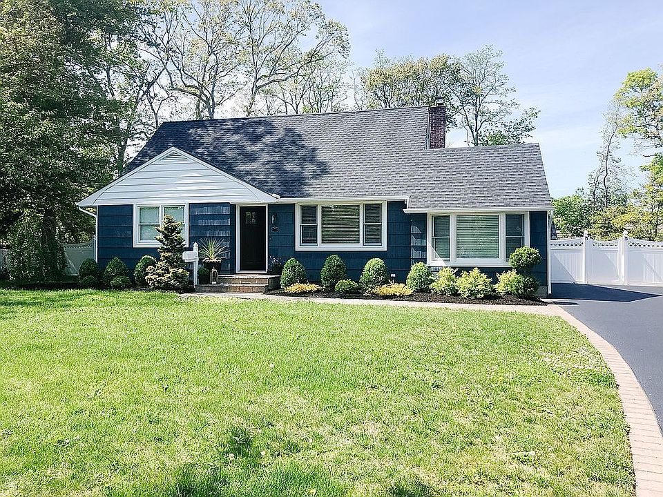 1st image of 7 Winnetica Ln