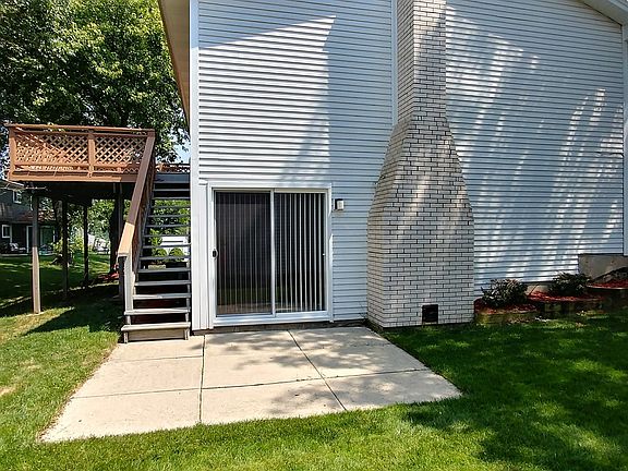2nd image of 1440 Sturbridge Ct