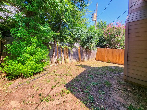 2nd image of 1435 Palmnold Cir W #1435