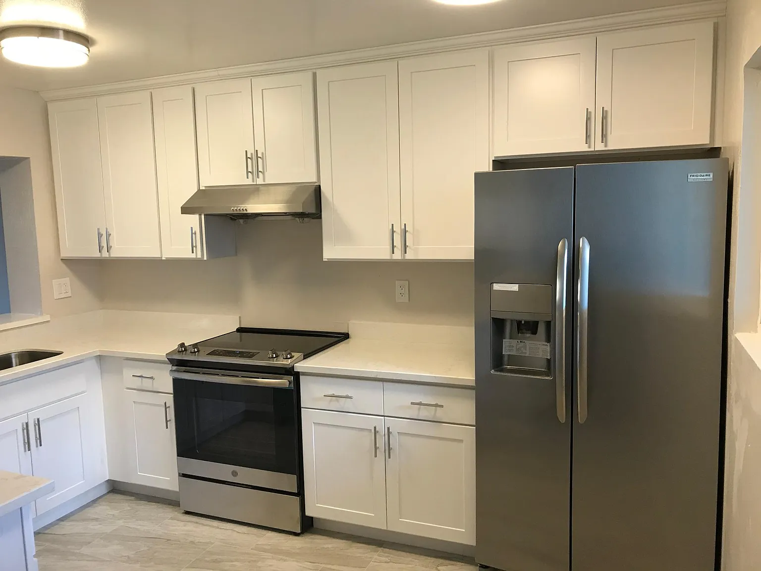 3 bed, 1306 sqft, $3,800 — Photo 2