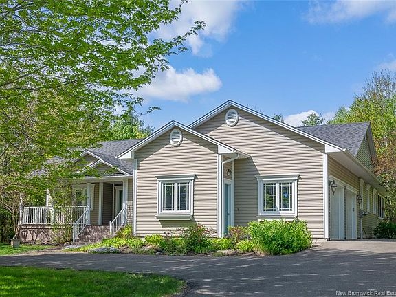 2nd image of 49 Starling Cres