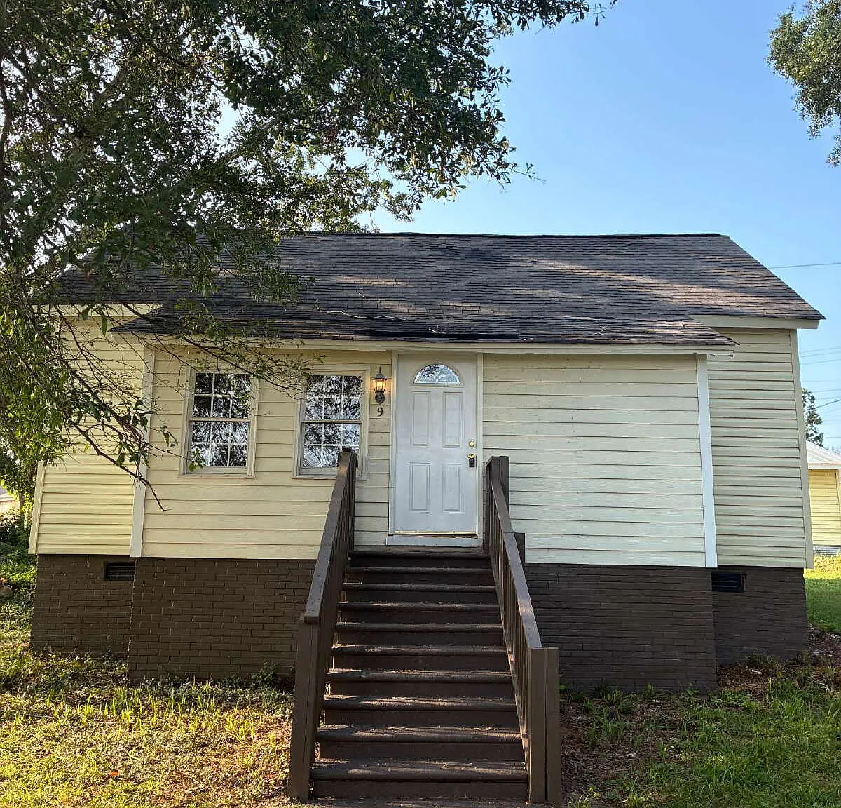 2 bed, 2.0 bath, 912 sqft, $1,350 — Photo 1