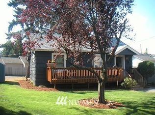 6214 Commercial Ave SE, Everett, WA 98203