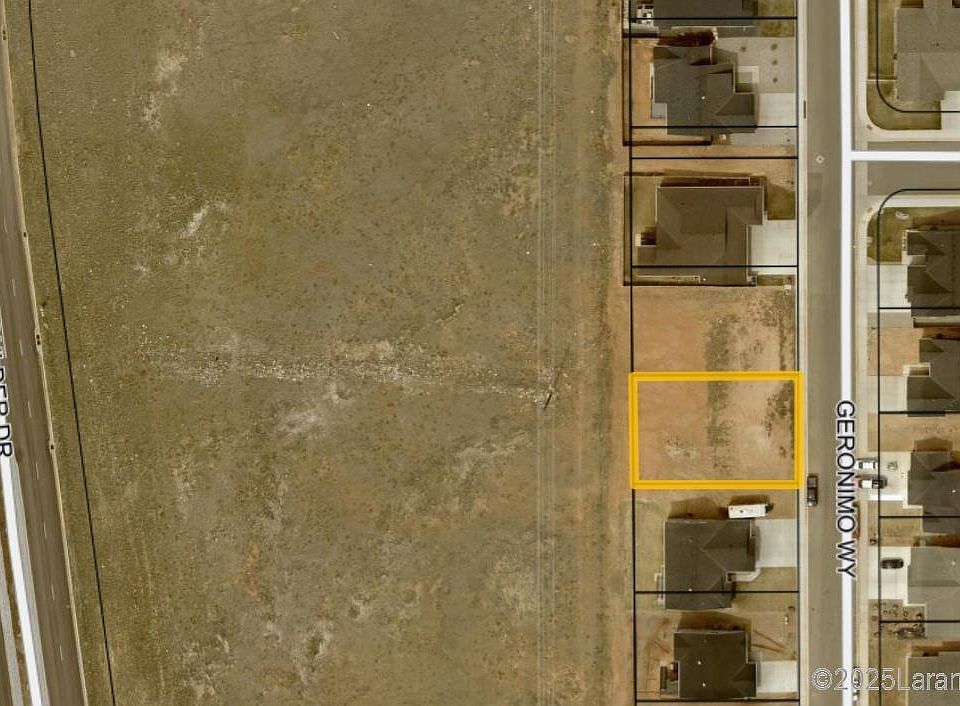 2nd image of 1816 Geronimo Way