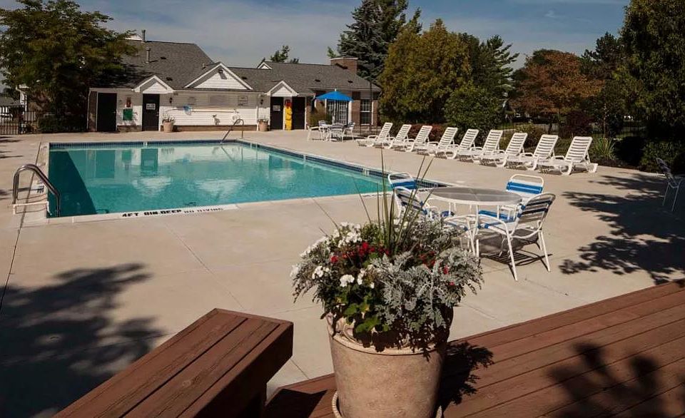 Northridge Townhomes and Apartments 1204 Sherwood Ct Rochester Hills