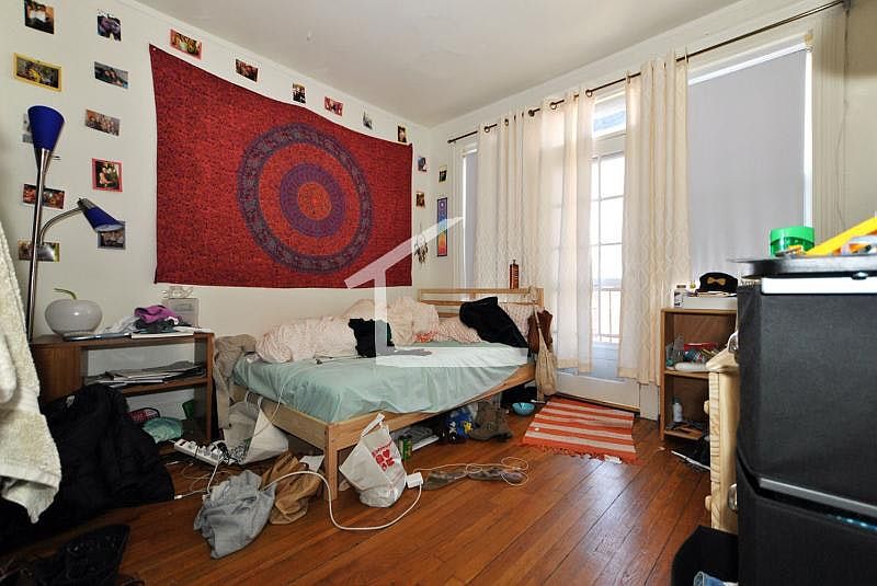2nd image of 1636 Commonwealth Ave #26T