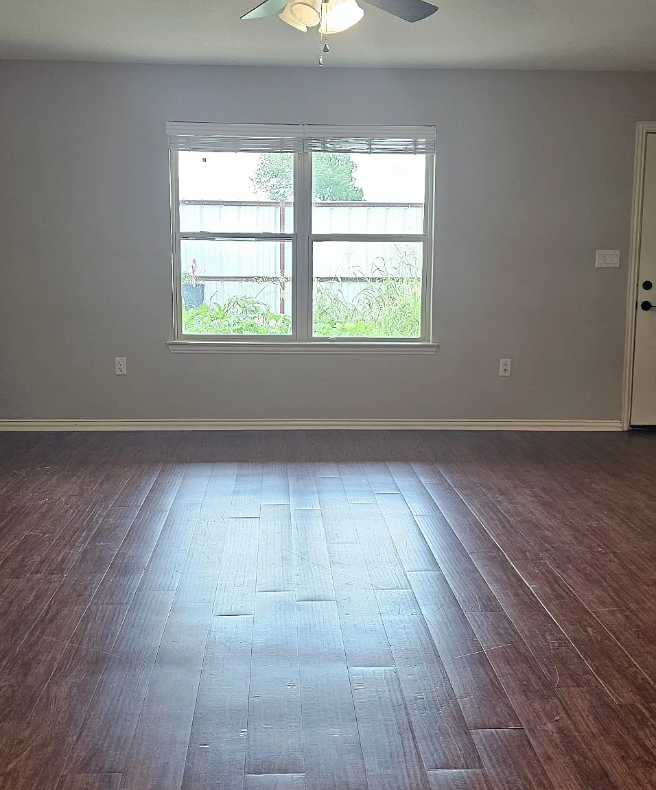 2 bed, 1.5 bath, 1500 sqft, $1,450 — Photo 1