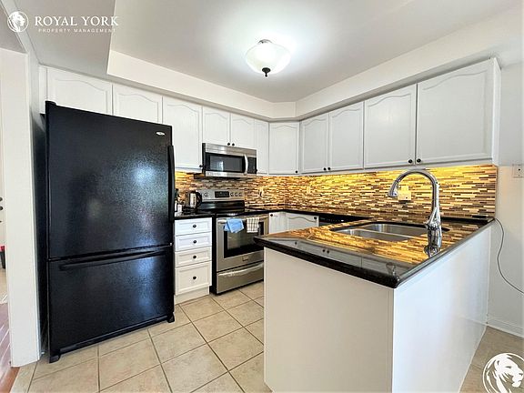 2nd image of 1324 Ashwood Ter