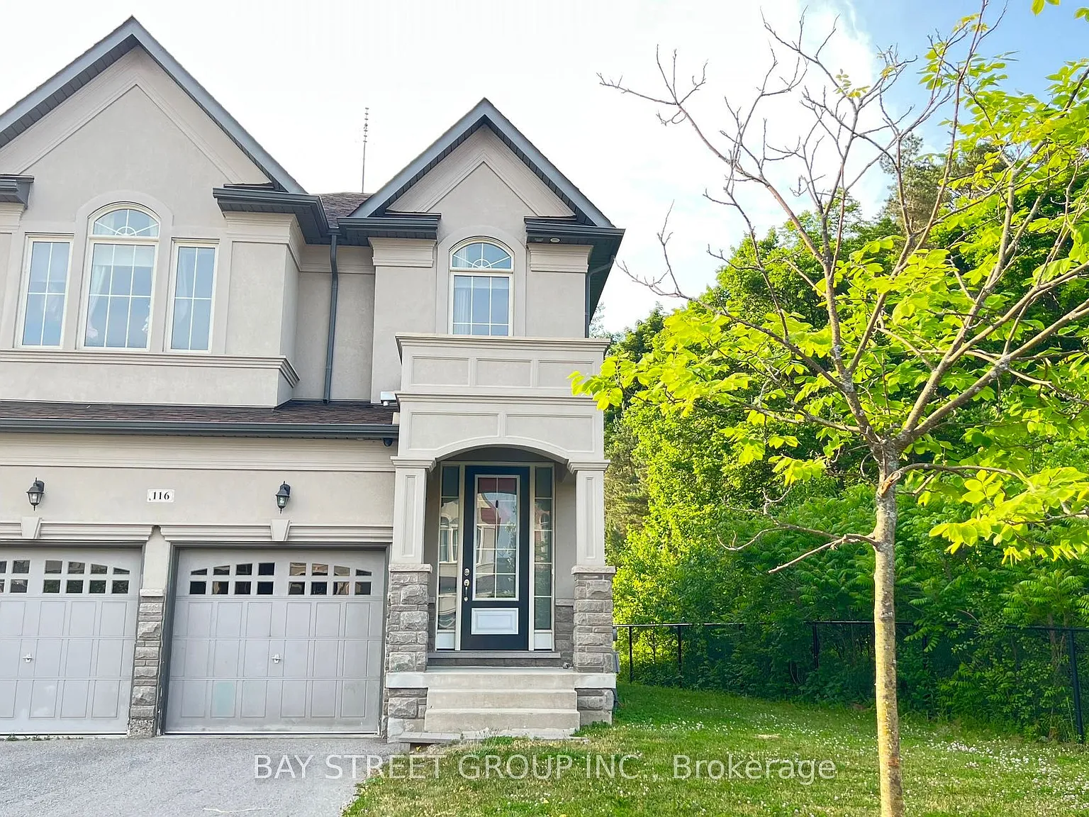 4 bed, $4,500 — Photo 1