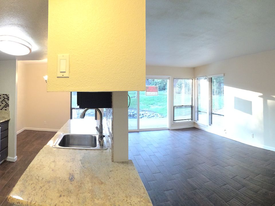 1st image of 2470 Larkspur Ln APT 359