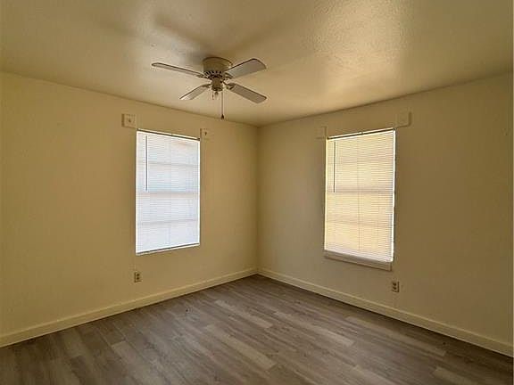 5th image of 401 N Bethel St