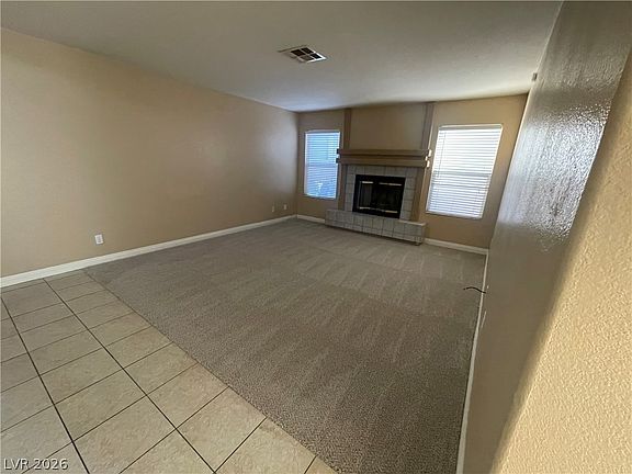 5th image of 1420 Desert Hills Dr