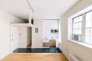 Rented by REAL New York