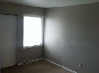 7942 N Granville Rd, Milwaukee, WI 53224