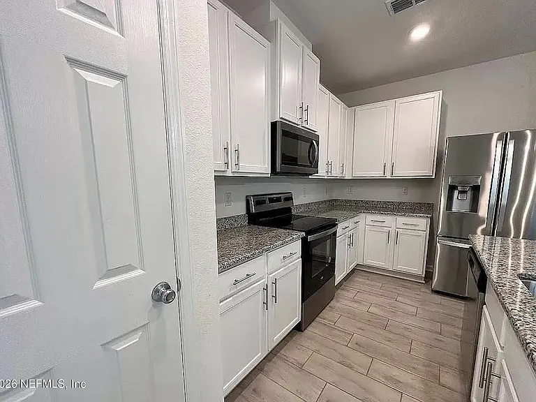 43 Great Star Ct — Photo 6