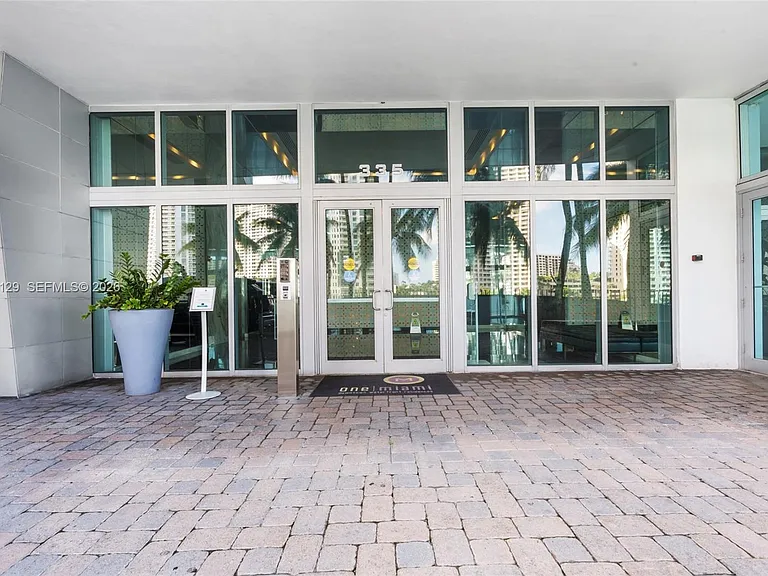 335 S Biscayne Blvd #908 — Photo 32