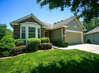 1037 SW 8th Cir, Lees Summit, MO 64081