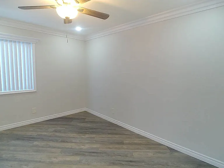 Villa De Adel Apts — Photo 59