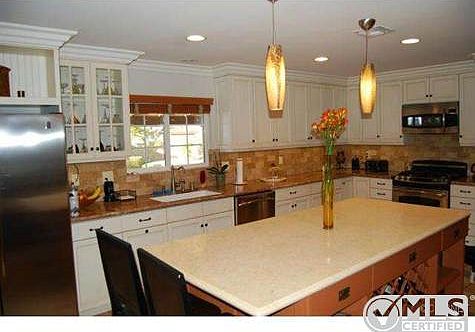 3rd image of 7625 Pomelo Dr