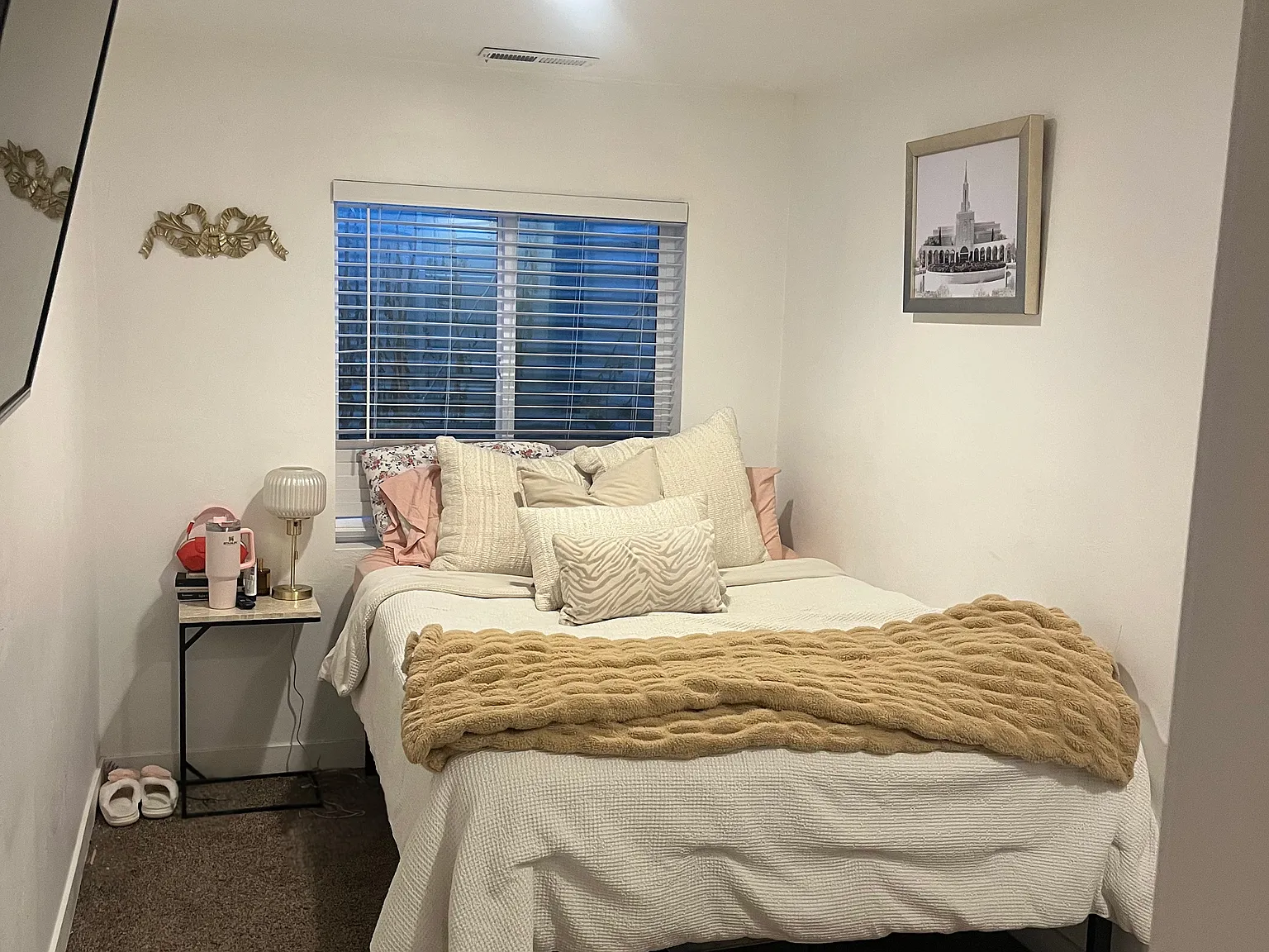 4 bed, 1708 sqft, $800 — Photo 1