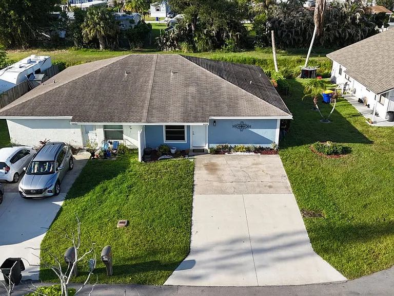 4488 SE Salvatori Rd — Photo 47