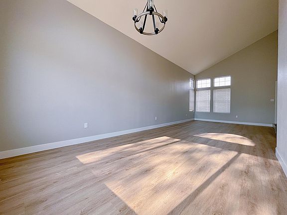 5th image of 3329 Apenzell Ct