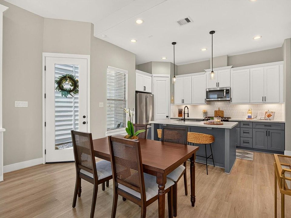 1st image of 5359 Creekmont Oaks Ln