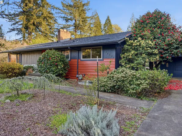 12802 SE Knapp St, Portland, OR 97236