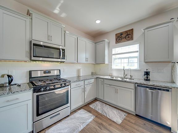 2nd image of 9609 Margrave Dr