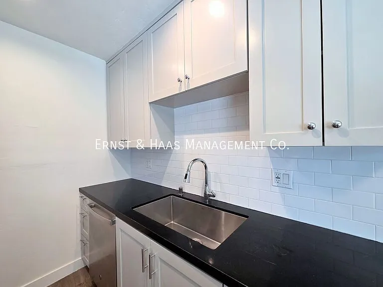 1545 Obispo Ave #3 — Photo 9