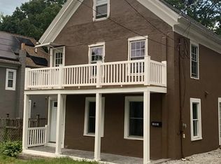 151 Willow St #1, Clinton, MA 01510