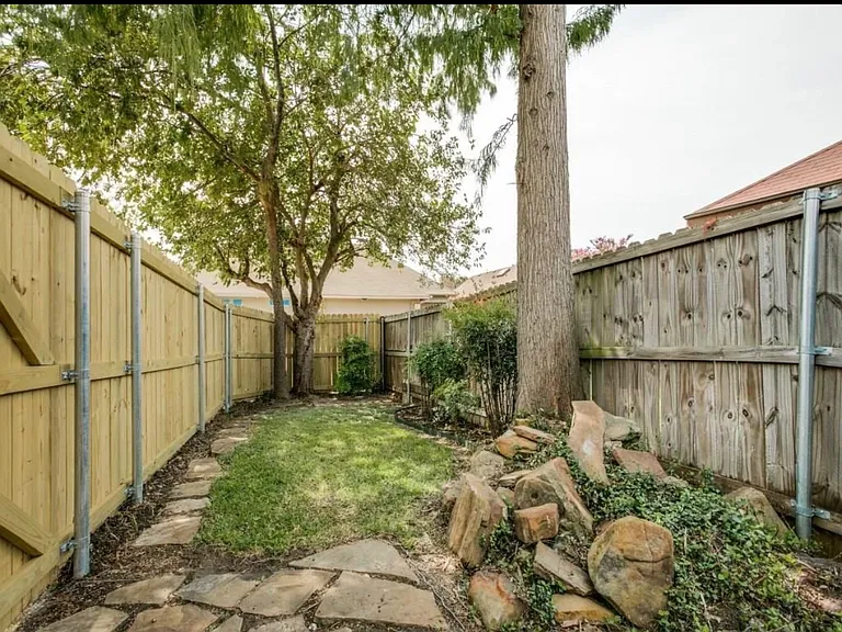 2068 Arbor Creek Dr #A — Photo 3