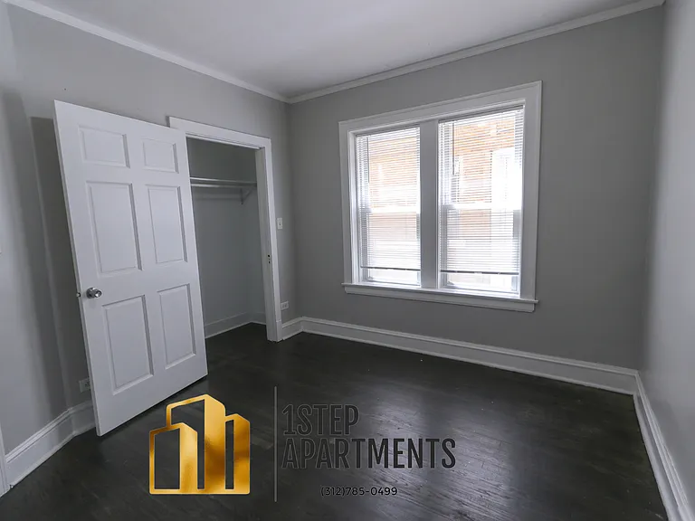 1400 N Harding Ave #1 — Photo 4