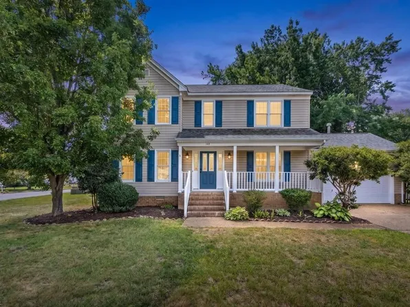 102 Jessica Dr, Yorktown, VA 23693