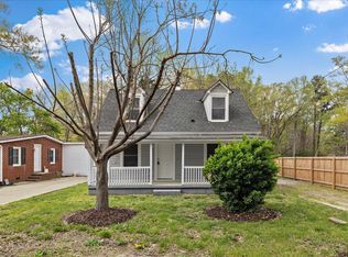 226 1st St, Henderson, NC 27536