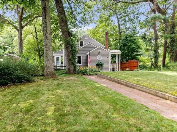 47 Leland Rd, Norfolk, MA 02056