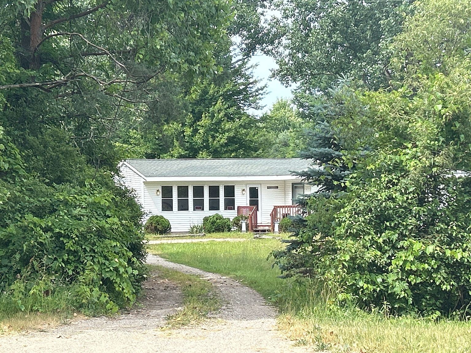 13031 Apple Dr, Nunica, MI 49448 Zillow