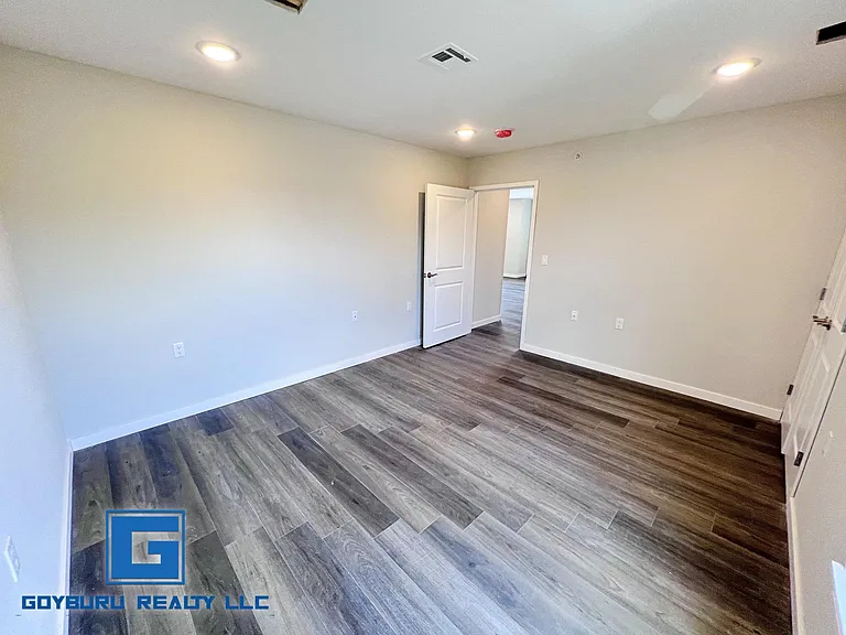 53 Carroll St #201-204 — Photo 7