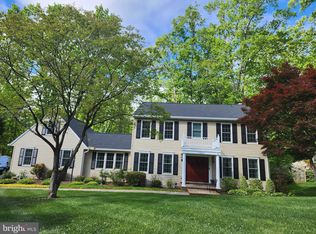 1964 Barton Hill Rd, Reston, VA 20191