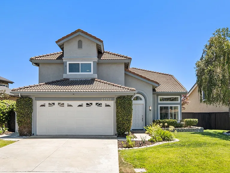 23952 Dory Dr — Photo 5