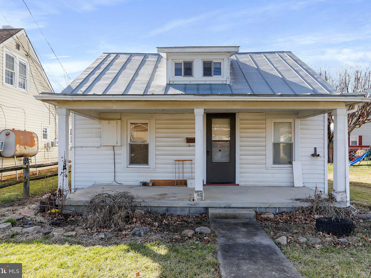 203 S Elm St, Moorefield, WV 26836 Zillow